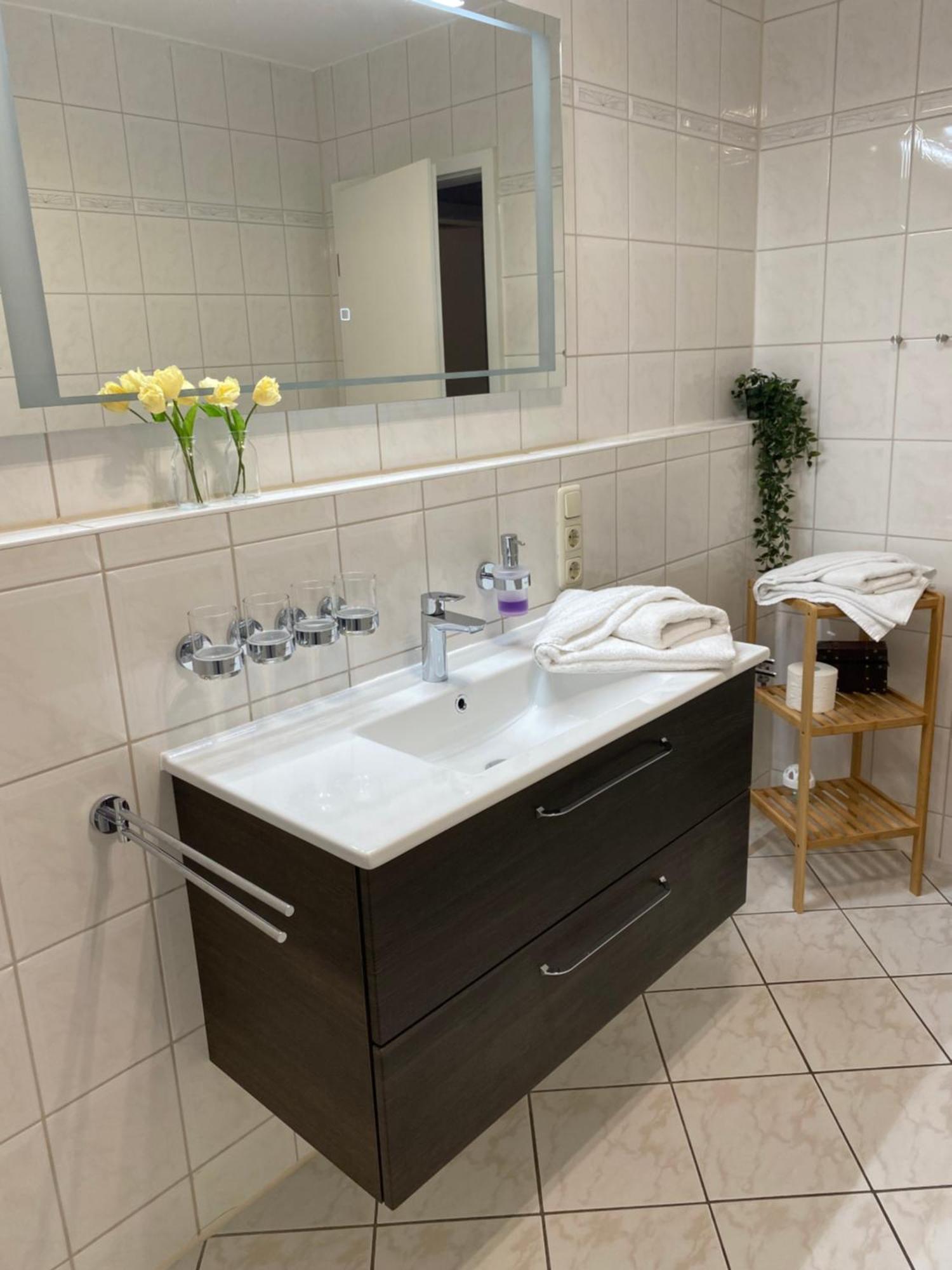 Ostseeurlaub-Goehren Ferienwohnung Sanddollar Im Haus Strandeck エクステリア 写真